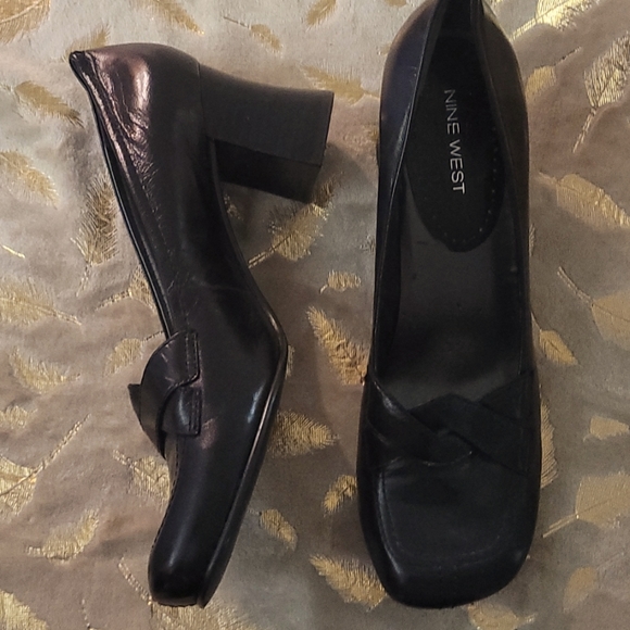 Nine West black heels - Picture 6 of 7
